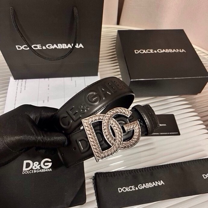 Dolce&Gabbana  全新浮雕小牛皮腰带，满载干练态度，尽显巧思 ，宽度.40mm