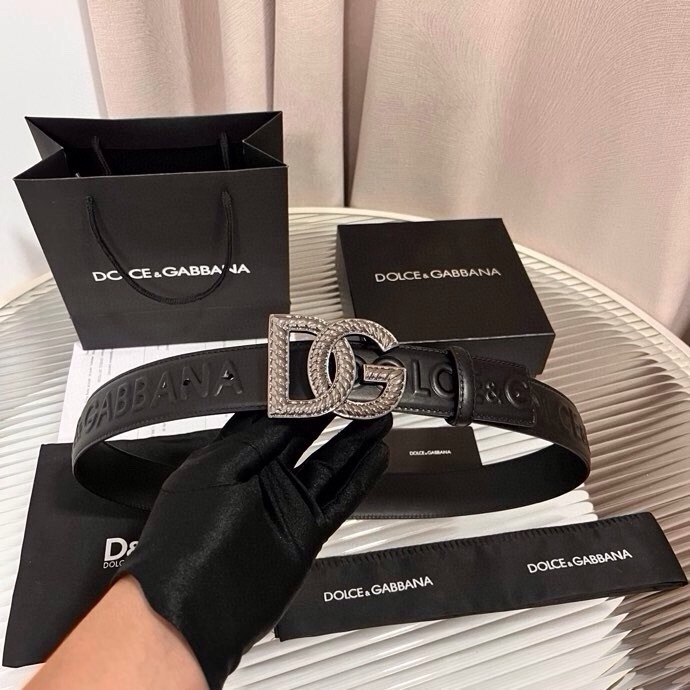 Dolce&Gabbana  全新浮雕小牛皮腰带，满载干练态度，尽显巧思 ，宽度.40mm