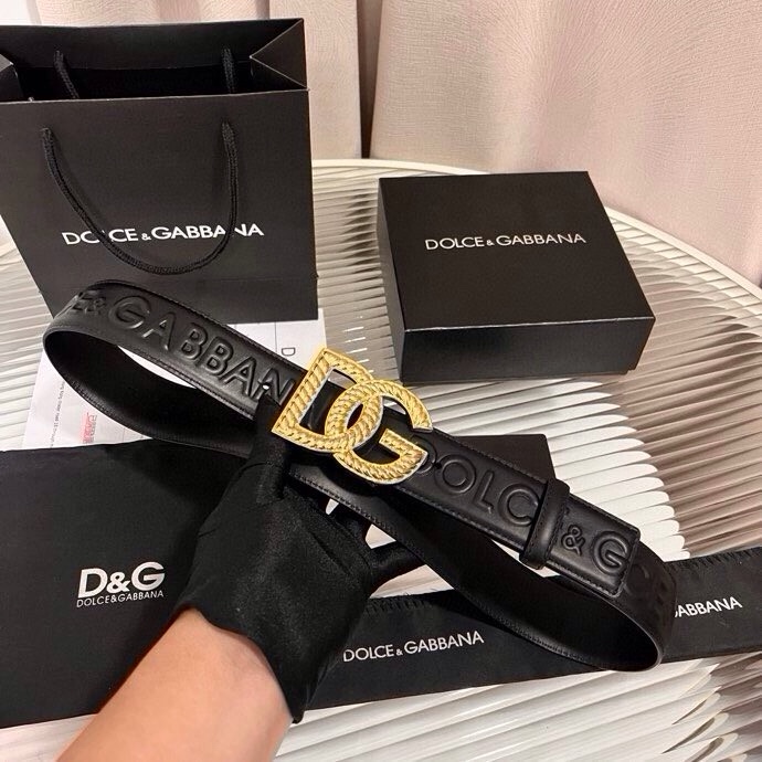 Dolce&Gabbana  全新浮雕小牛皮腰带，满载干练态度，尽显巧思 ，宽度.40mm