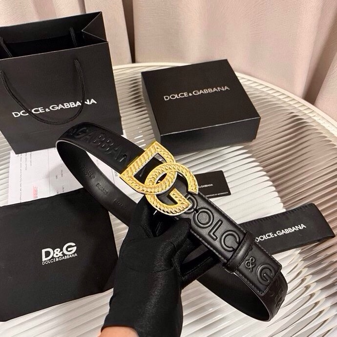 Dolce&Gabbana  全新浮雕小牛皮腰带，满载干练态度，尽显巧思 ，宽度.40mm