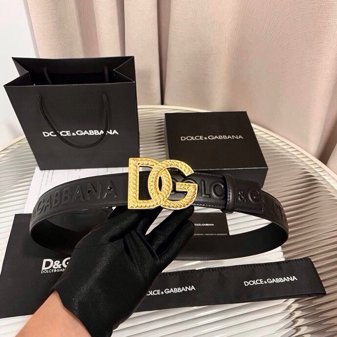Dolce&Gabbana  全新浮雕小牛皮腰带，满载干练态度，尽显巧思 ，宽度.40mm