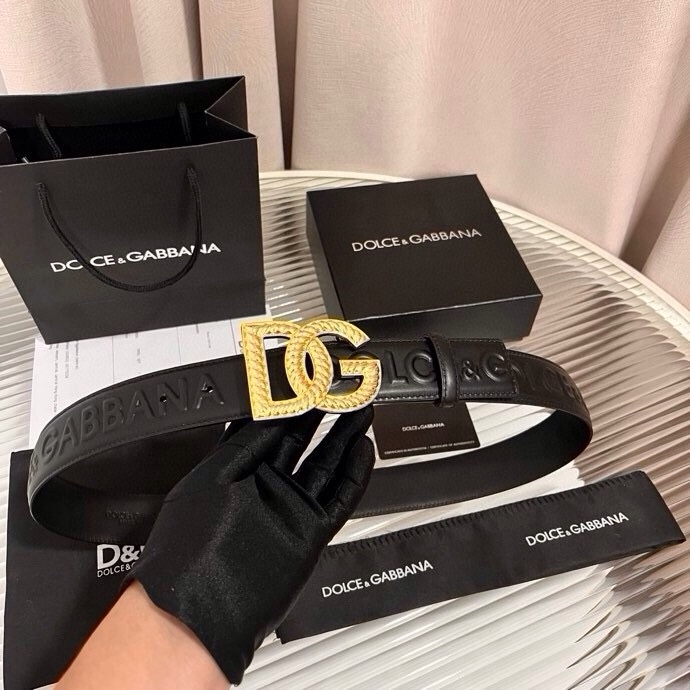 Dolce&Gabbana  全新浮雕小牛皮腰带，满载干练态度，尽显巧思 ，宽度.40mm
