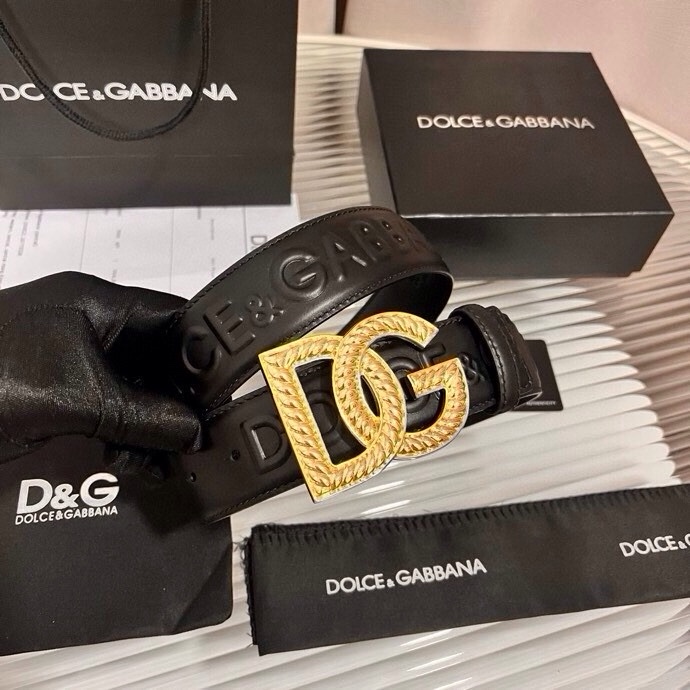 Dolce&Gabbana  全新浮雕小牛皮腰带，满载干练态度，尽显巧思 ，宽度.40mm