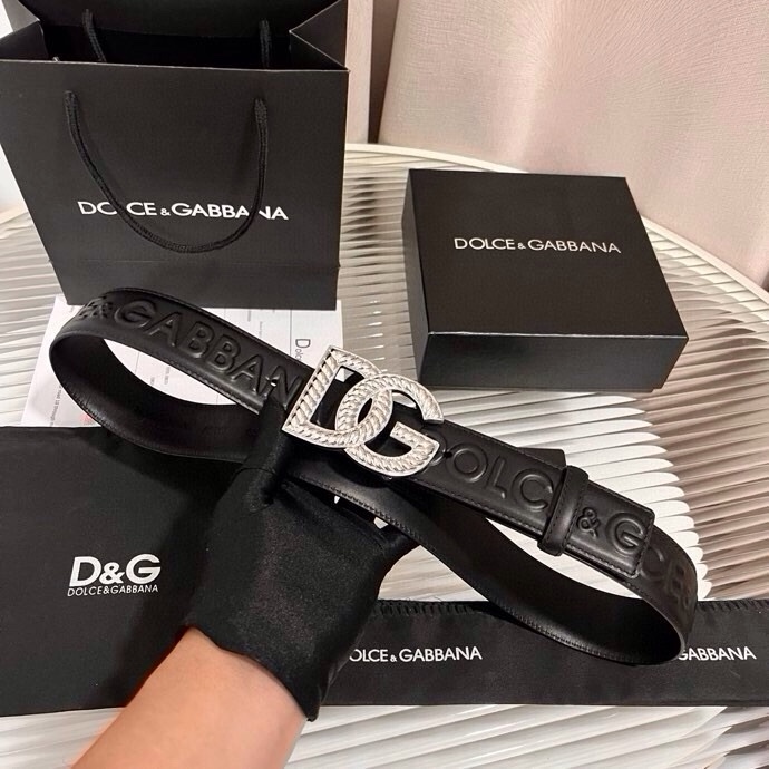 Dolce&Gabbana  全新浮雕小牛皮腰带，满载干练态度，尽显巧思 ，宽度.40mm