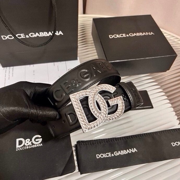 Dolce&Gabbana  全新浮雕小牛皮腰带，满载干练态度，尽显巧思 ，宽度.40mm