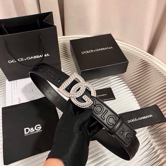 Dolce&Gabbana  全新浮雕小牛皮腰带，满载干练态度，尽显巧思 ，宽度.40mm