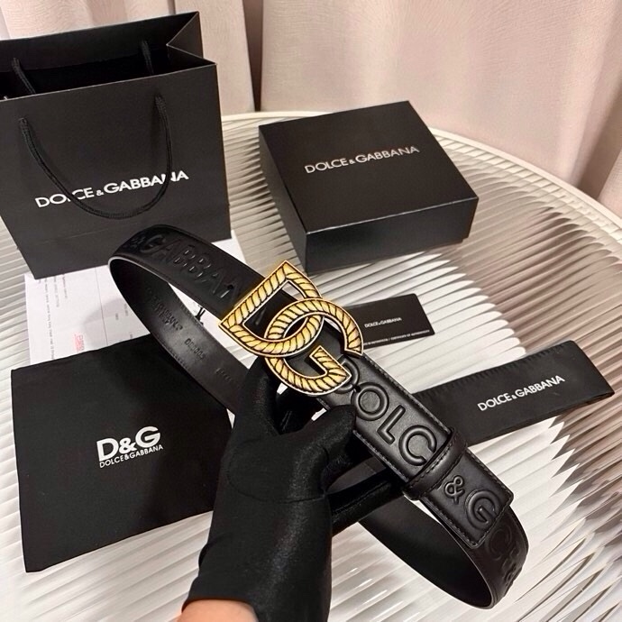 Dolce&Gabbana  全新浮雕小牛皮腰带，满载干练态度，尽显巧思 ，宽度.40mm