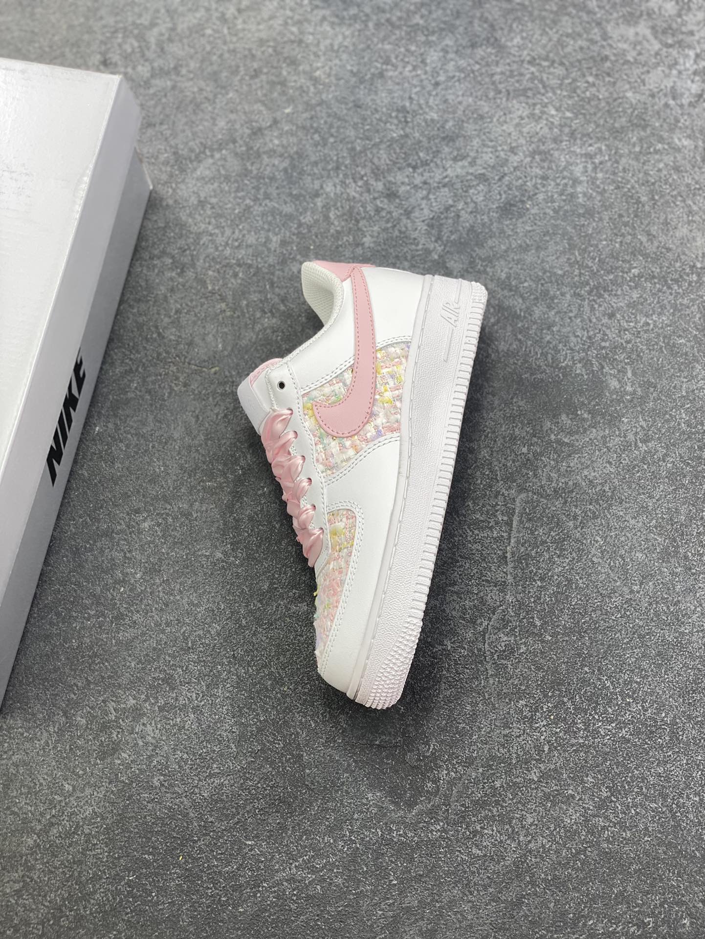 图片[7]-Nike Air Force 1 Low’07 纯欲小香风 空军一号低帮休闲板鞋 定制皮料 定制鞋盒 原楦原纸板 纯正空军版型 内置全掌气垫 货号：ZH0316-095 尺码：36 36.5 37.5 38 38.5 39 40 40.5 41 42 42.5 43 44 44.5 45-选品中心