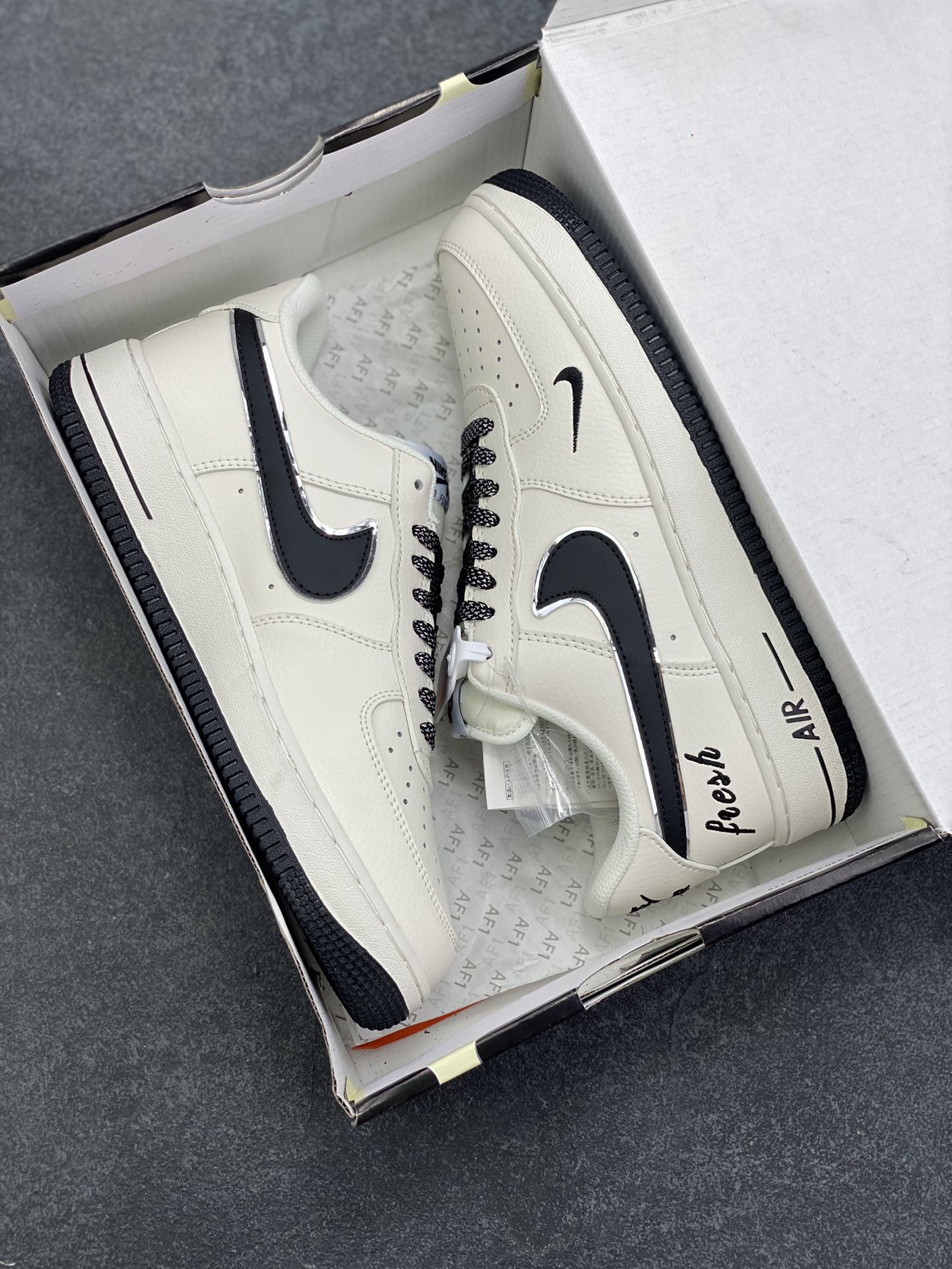 图片[9]-福利特价 Nike Air Force 1 Low \’07 “Keep Fresh”小勾低帮空军一号休闲板鞋 定制皮料 专属鞋盒 原楦原纸板 纯正空军版型 高清洁度 内置全掌气垫 货号：BM2023-102 尺码：36 36.5 37.5 38 38.5 39 40 40.5 41 42 42.5 43 44 44.5 45-选品中心