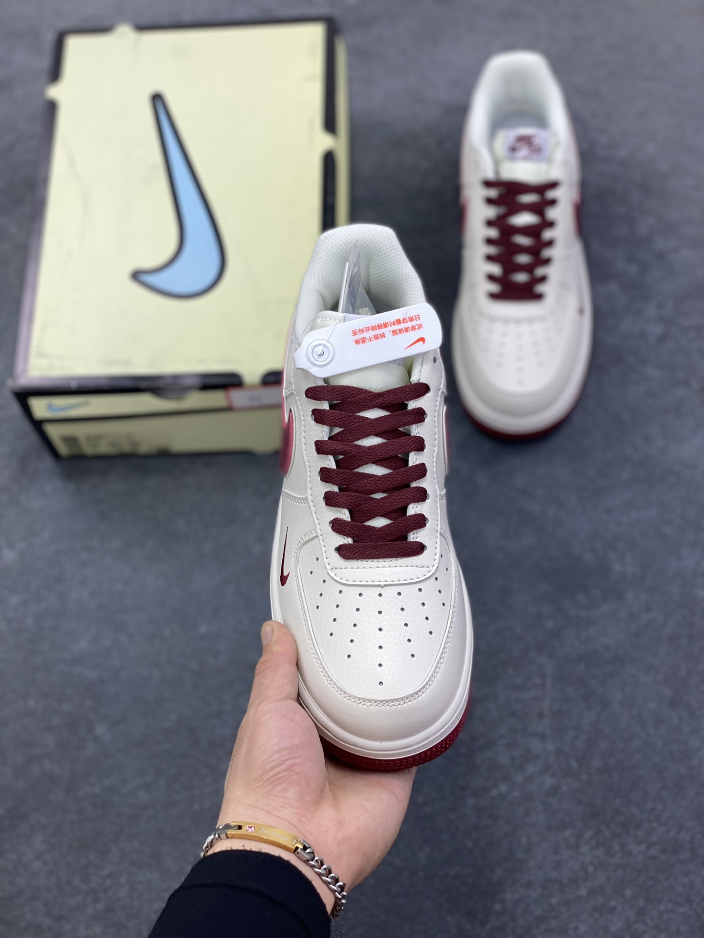 图片[2]-福利特价 Nike Air Force 1 Low \’07 “Keep Fresh”小勾低帮空军一号休闲板鞋 定制皮料 专属鞋盒 原楦原纸板 纯正空军版型 高清洁度 内置全掌气垫 货号：BM2023-102 尺码：36 36.5 37.5 38 38.5 39 40 40.5 41 42 42.5 43 44 44.5 45-选品中心