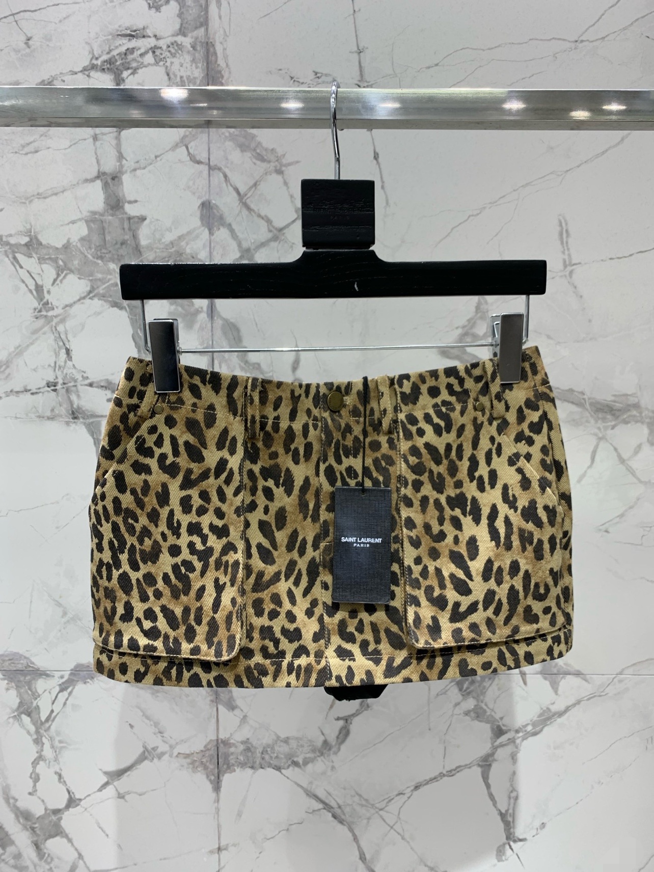 Yves Saint Laurent Leopard Print Skirt – Stylish & Versatile, Size S-L