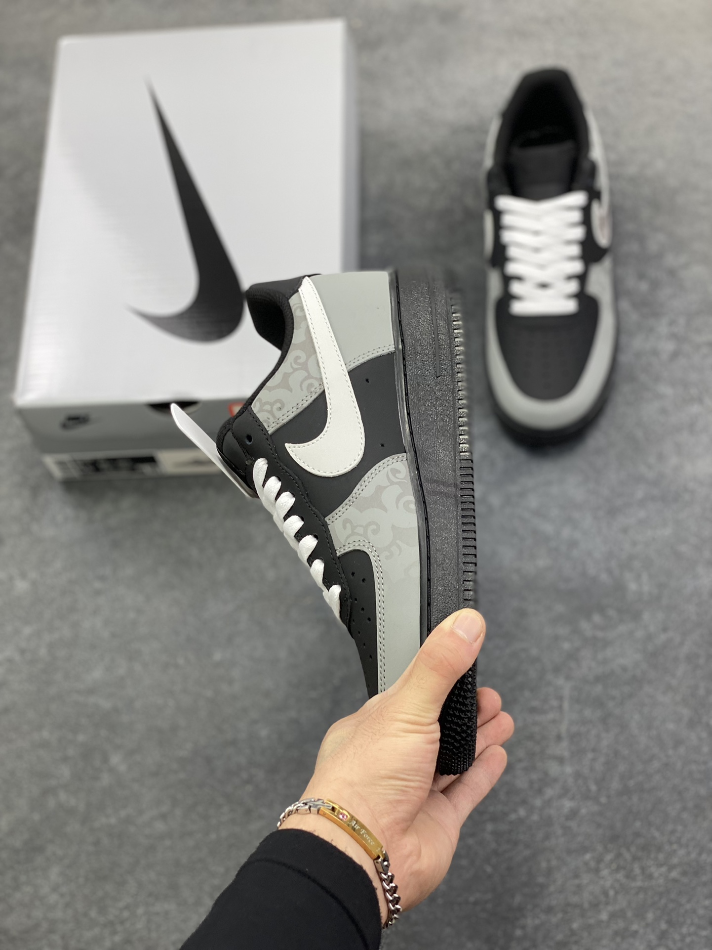 图片[3]-Nike Air Force 1 Low’07 影月巡 空军一号低帮休闲板鞋 定制皮料 定制鞋盒 原楦原纸板 纯正空军版型 内置全掌气垫 货号：ZH0316-108 尺码：36 36.5 37.5 38 38.5 39 40 40.5 41 42 42.5 43 44 44.5 45-选品中心