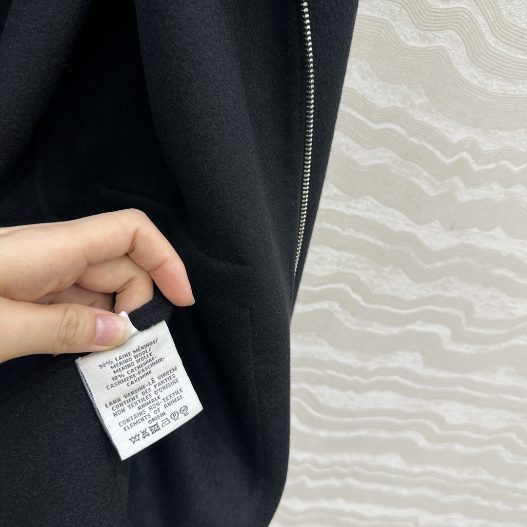 独家首发❤️高端原单品质！H马家本季必入高智感大衣！秋冬新品叠搭神器！纯手工制作双面尼立领羊绒大衣！自带