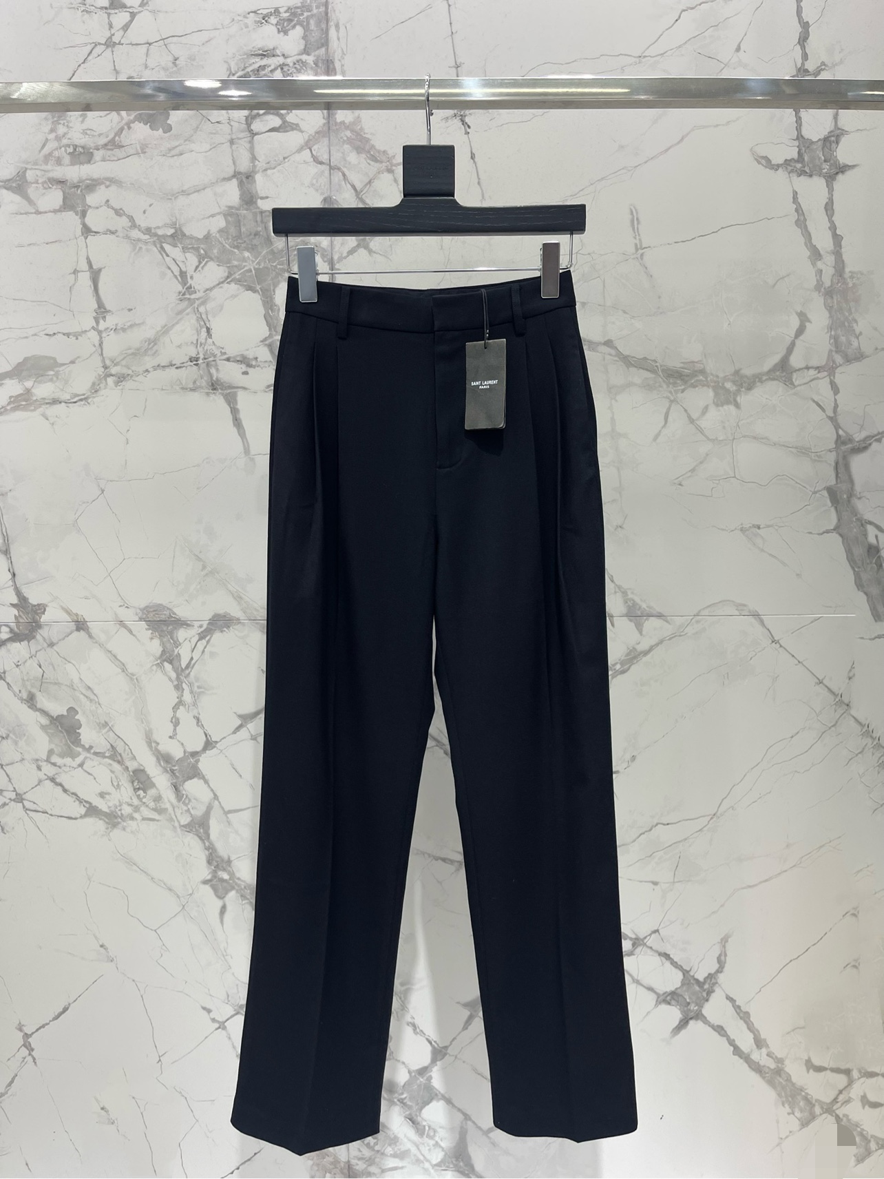 Yves Saint Laurent High-Waisted Wide-Leg Suit Pants - Flattering & Stylish 2 i1758856818 1483 0