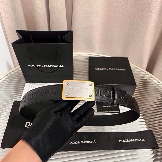 Dolce&Gabbana 全新浮雕小牛皮腰带，满载干练态度，尽显巧思 ，宽度.40mm