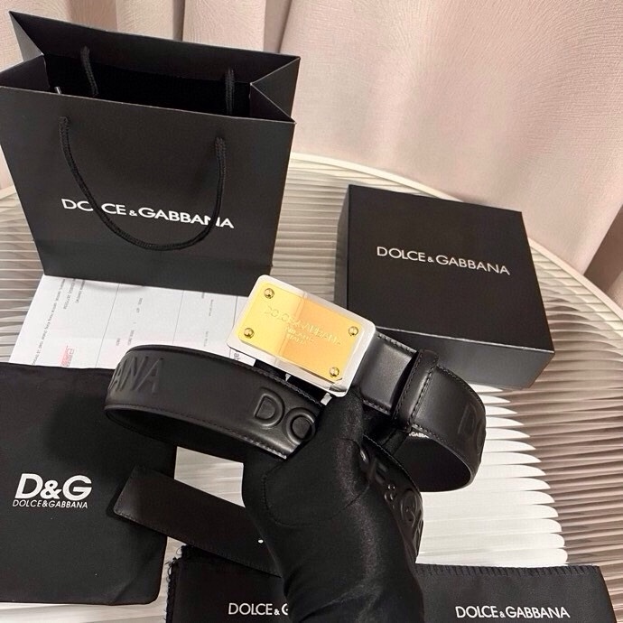 Dolce&Gabbana 全新浮雕小牛皮腰带，满载干练态度，尽显巧思 ，宽度.40mm
