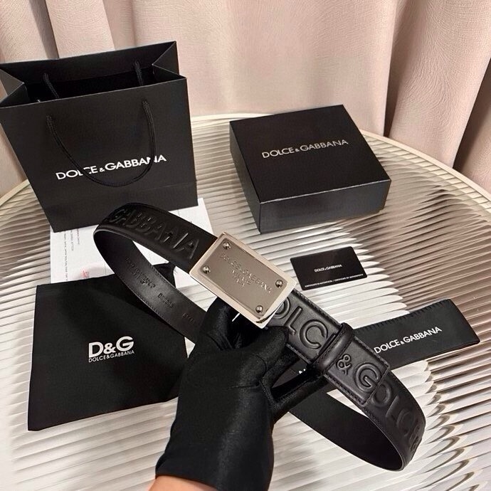 Dolce&Gabbana 全新浮雕小牛皮腰带，满载干练态度，尽显巧思 ，宽度.40mm