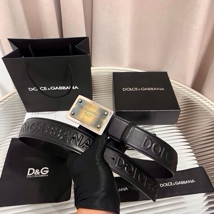 Dolce&Gabbana 全新浮雕小牛皮腰带，满载干练态度，尽显巧思 ，宽度.40mm