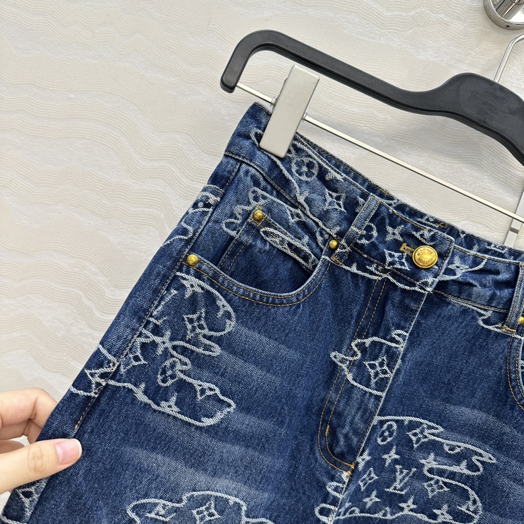 独家首发❤️ 爆单推荐，L联名Nigo，MONOGRAM云朵⛅️提花logo牛仔长裤！经典直筒裤型时髦又