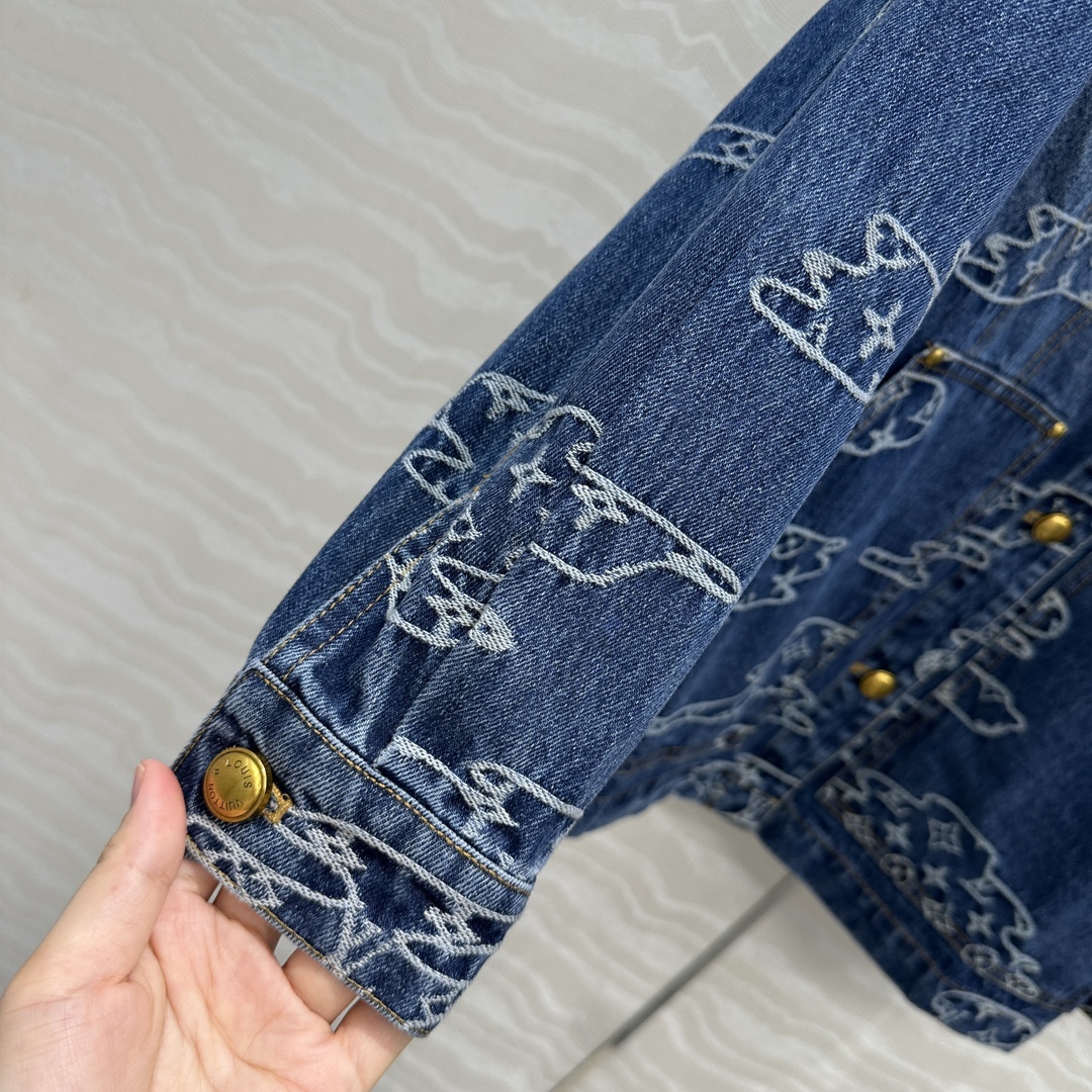 独家首发❤️ 爆单推荐，L联名Nigo，MONOGRAM云朵⛅️提花logo牛仔夹克外套！彼得潘小领经典