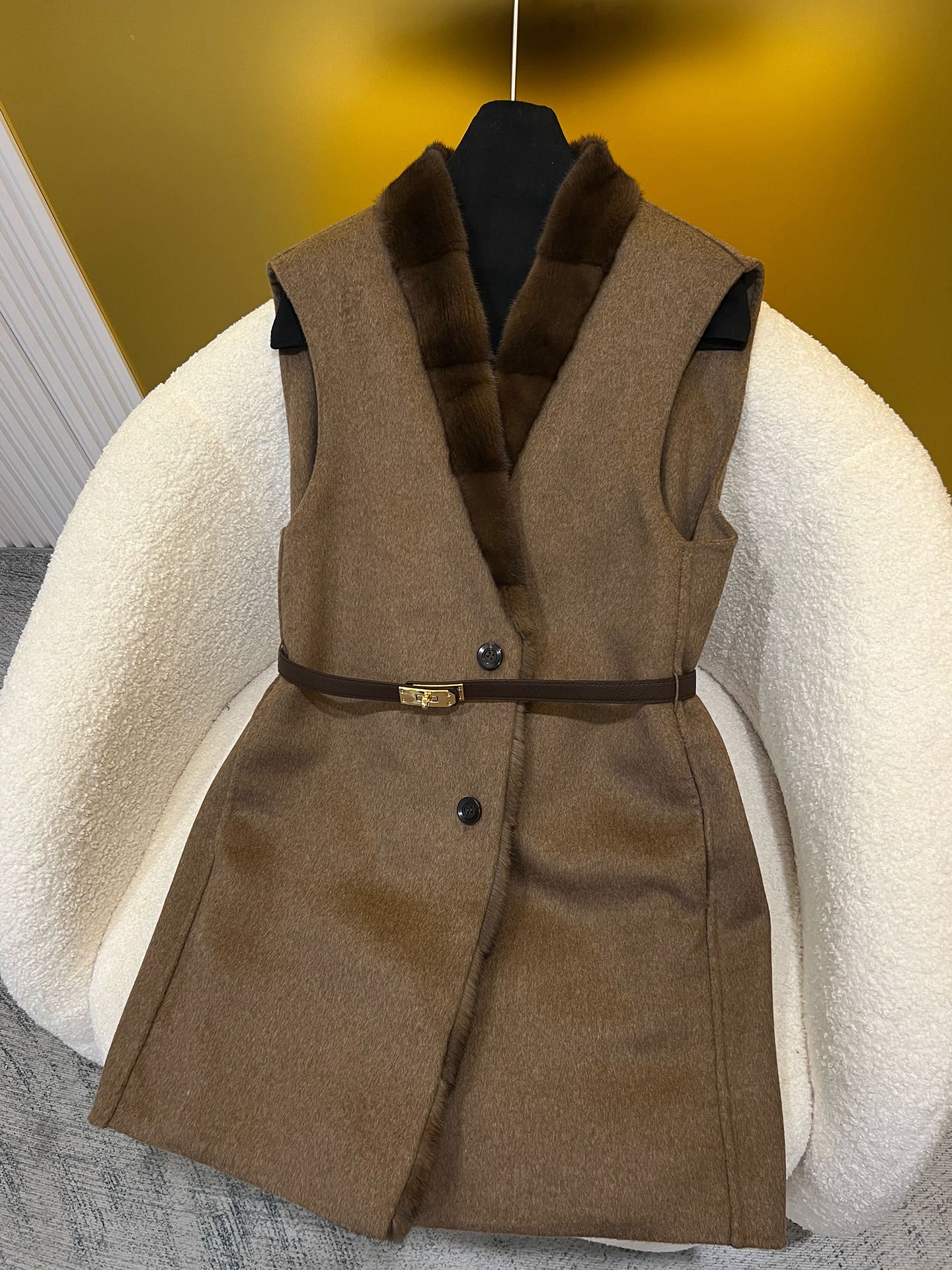 Reversible Cashmere Mink Vest with Belt - Copenhagen Purple Label 9 i1758956125 2140 7