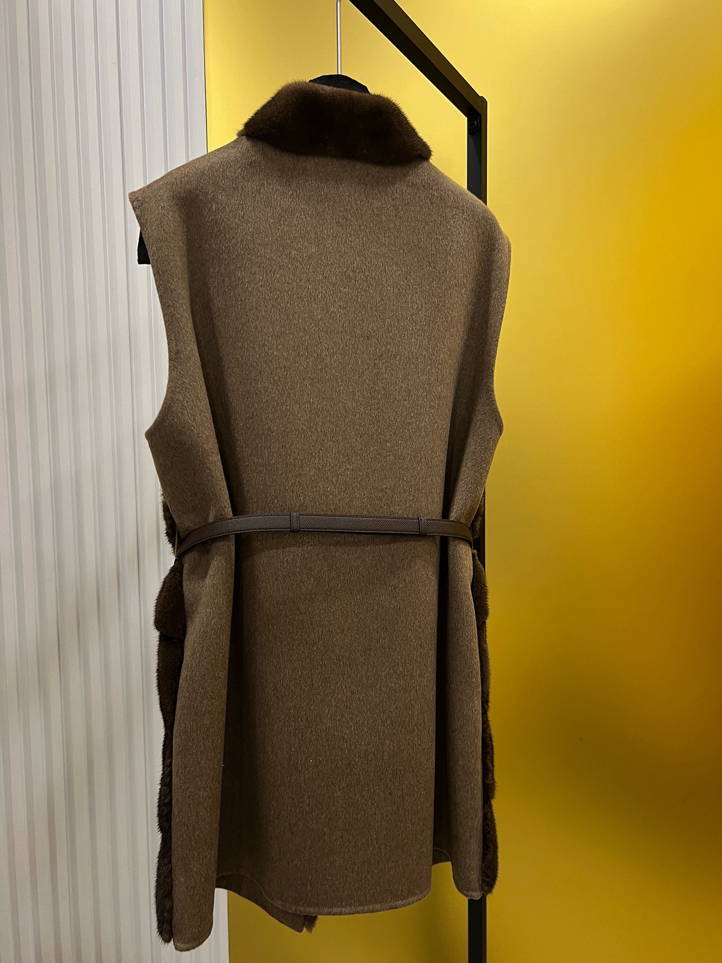Reversible Cashmere Mink Vest with Belt - Copenhagen Purple Label 7 i1758956125 255 5