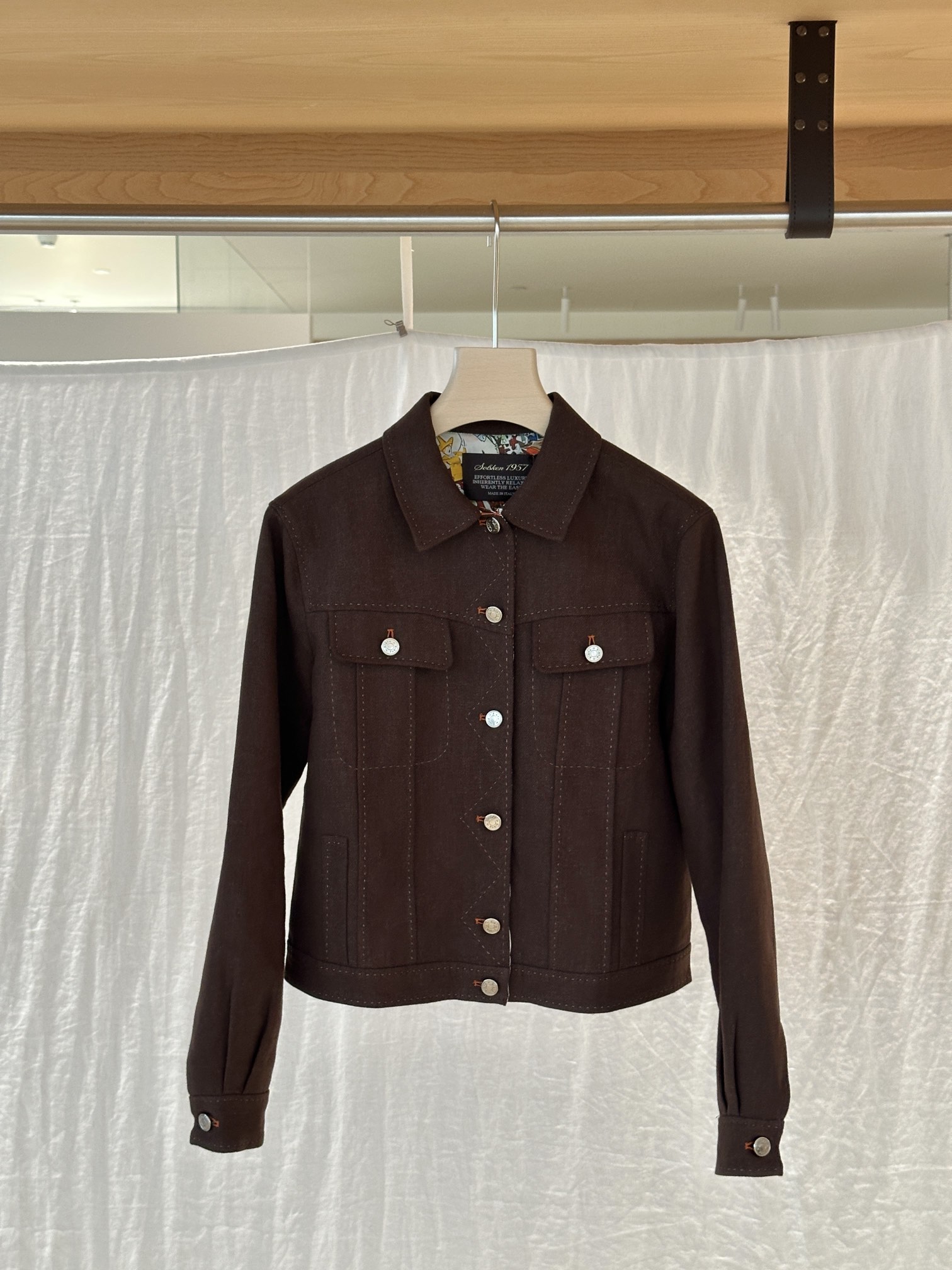 NO:535174,YS ｜ NEW ARRIVALS! H Wool Jacket Full beaded edges are very high craftsmanship!  Custom oil paintings all-inclusive lining with orange embellishments. A very tasteful piece SML,,jackets & coats,alexander wang19860909YS ｜ NEW ARRIVALS! H羊毛外套 全珠边非常高工艺！ 内衬定制油画全包里布 配上橘色点缀 非常有品位的一件  SML,,jackets & coats,alexander wang,Women's clothing