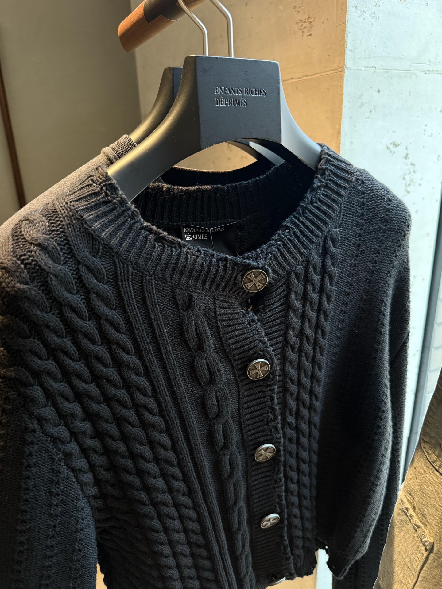 。Enfants Riches DePrimes 麻花毛衣开衫定织绞骨厚筑高密棉织毛料 质感卓越 舒适贴