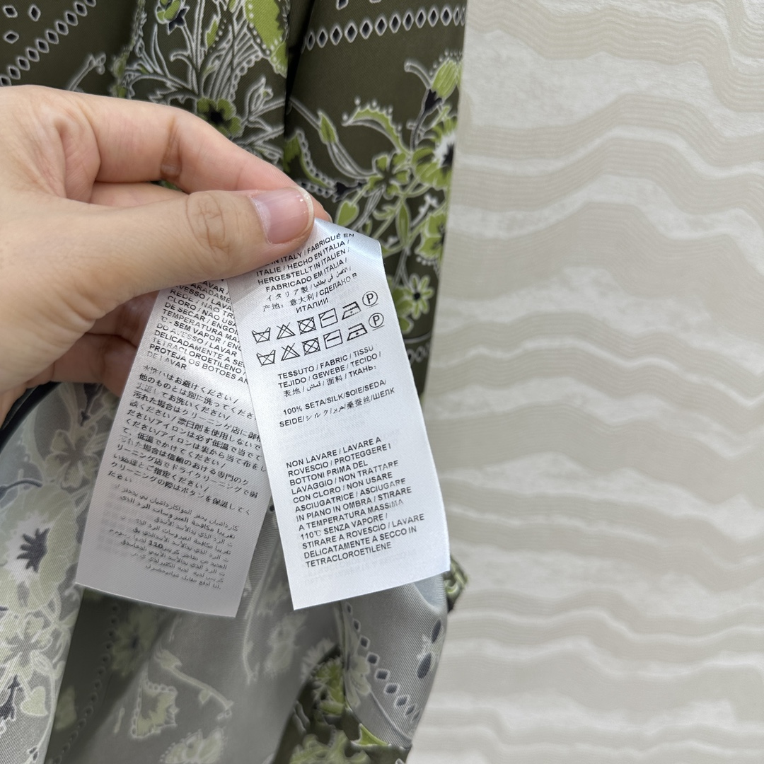 独家首发❤️原单品质💕GG浪漫度假森林绿印花真丝衬衫！全定位对花工艺，16姆米 100%真丝斜纹绸质感超