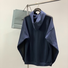 ,Balenciaga 巴黎世家,2025秋季最新款,专柜同步有售,原单狠货,爆款时尚休闲连帽外套,进口 ,Balenciaga 巴黎世家,2025秋季最新款,专柜同步有售,原单狠货,爆款时尚休闲连帽外套,进口
