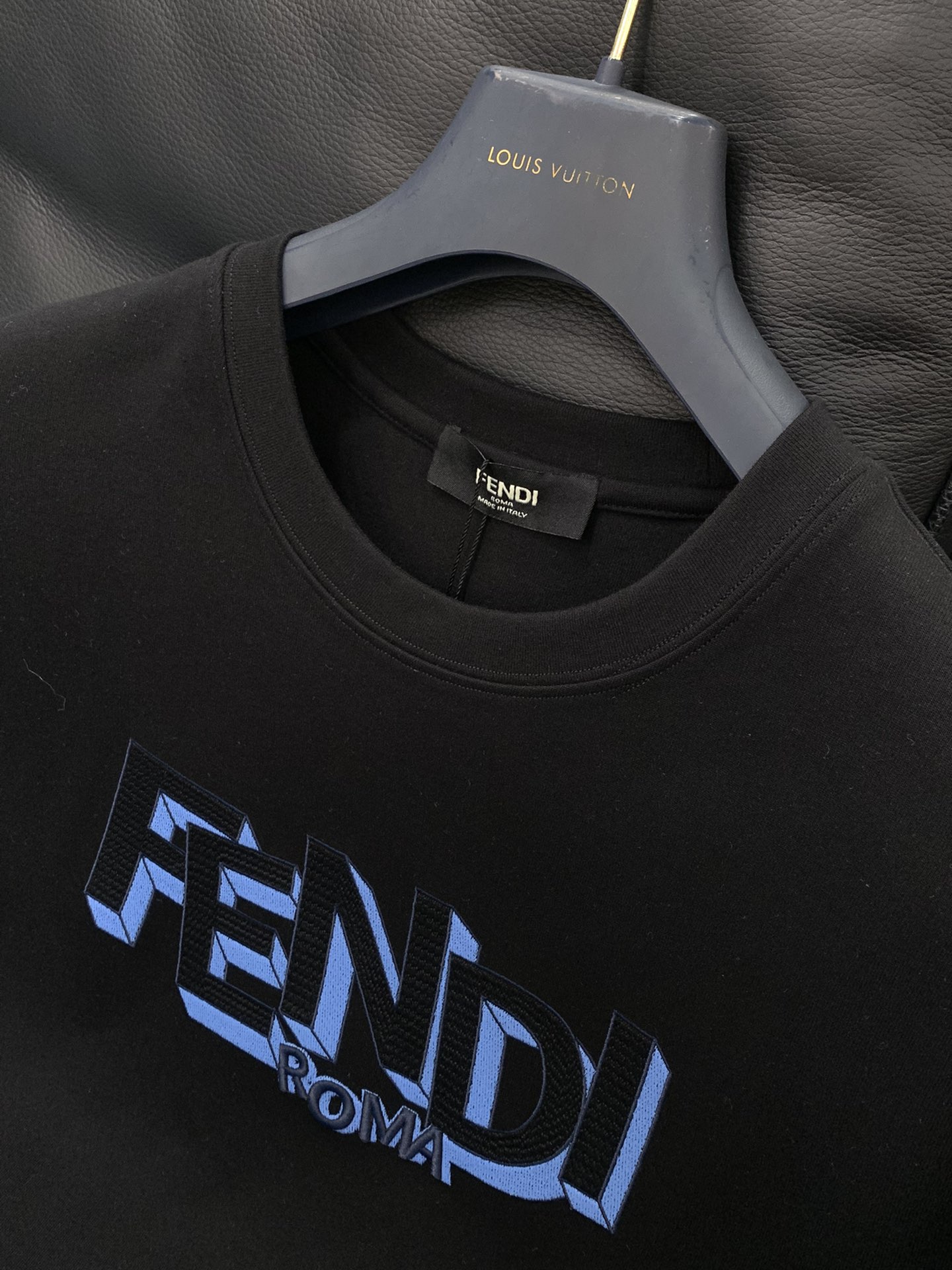 ，FENDI 芬迪，2025夏秋最新品，专柜同步有售，原单狠货，时尚休闲圆领短袖T恤，进口原版面料，顶级