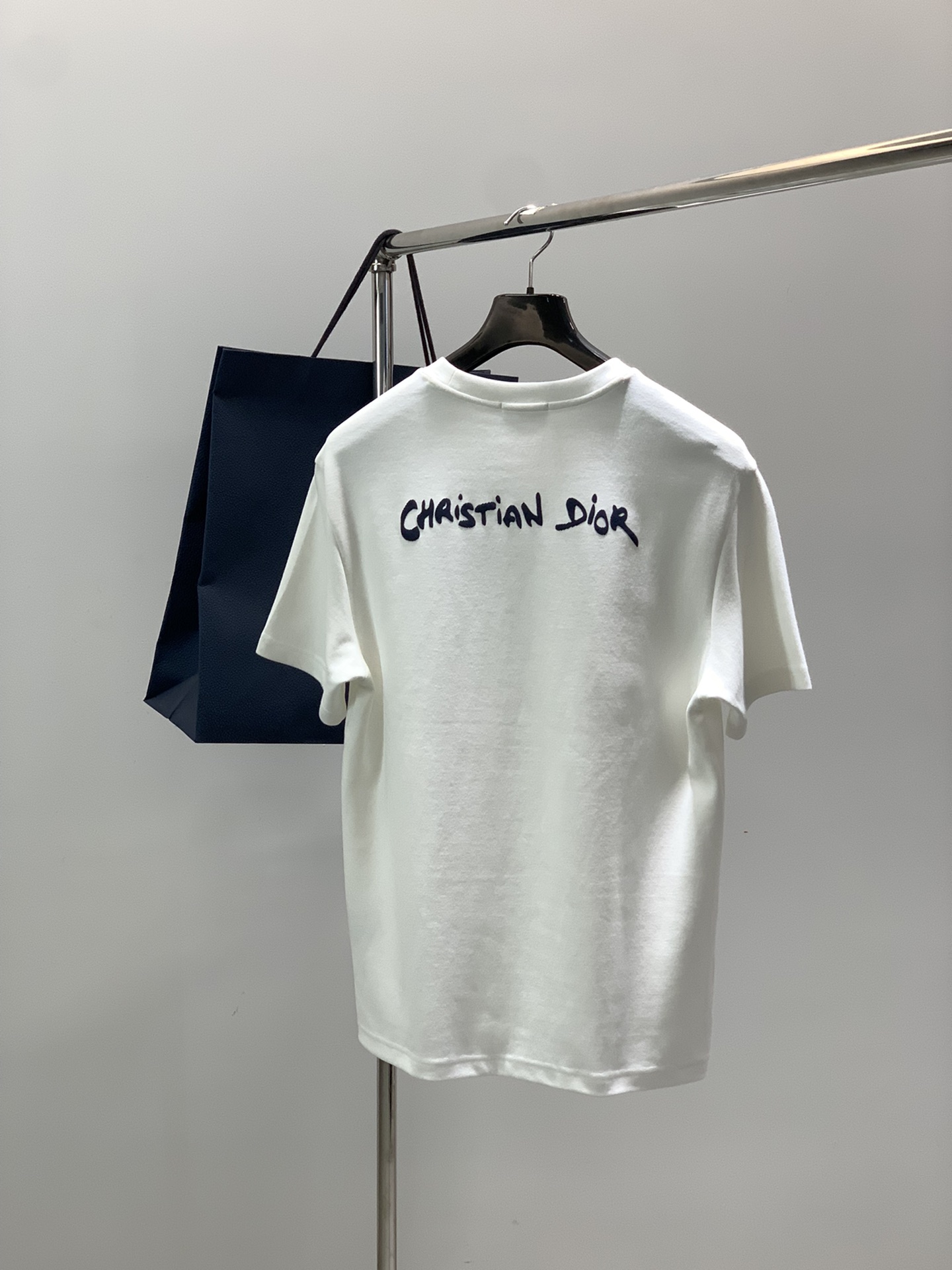 ，Dior 迪奥， 2025夏秋新品，专柜同步有售，简约时尚休闲圆领短袖T恤，原版进口面料，舒适透气，精