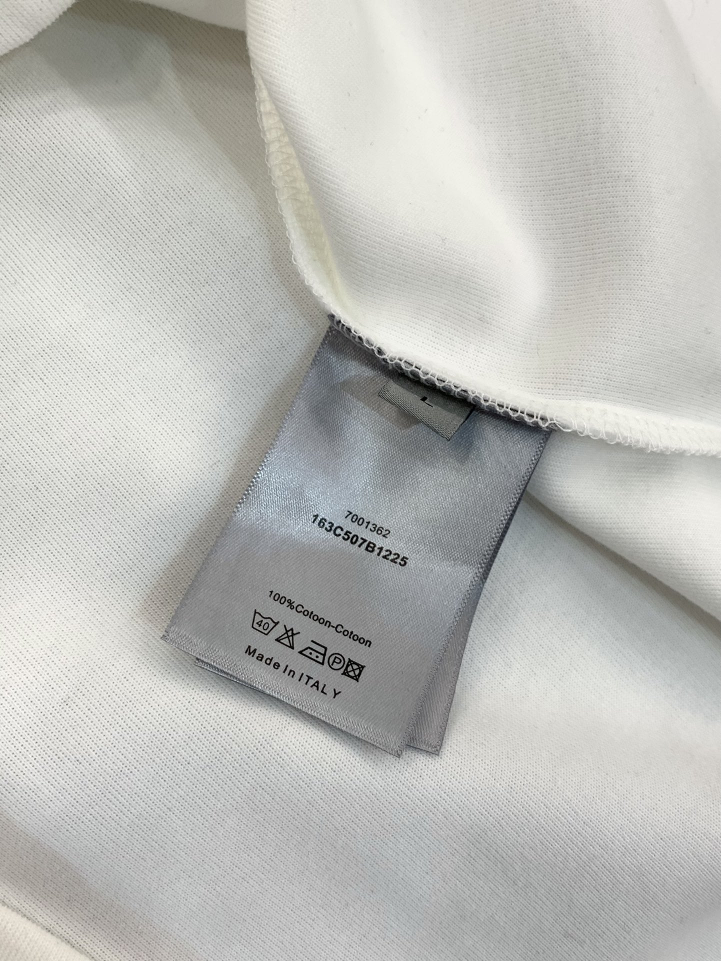 ，Dior 迪奥， 2025夏秋新品，专柜同步有售，简约时尚休闲圆领短袖T恤，原版进口面料，舒适透气，精