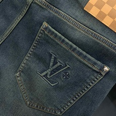 ,LV 商务牛仔的巅峰产品,复合针织牛仔。从未有过的舒适,是当下牛仔的王道!LV 家25 年极品复古色… ,LV 商务牛仔的巅峰产品,复合针织牛仔。从未有过的舒适,是当下牛仔的王道!LV 家25 年极品复古色…
