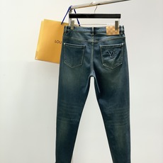 ,LV 商务牛仔的巅峰产品,复合针织牛仔。从未有过的舒适,是当下牛仔的王道!LV 家25 年极品复古色… ,LV 商务牛仔的巅峰产品,复合针织牛仔。从未有过的舒适,是当下牛仔的王道!LV 家25 年极品复古色…