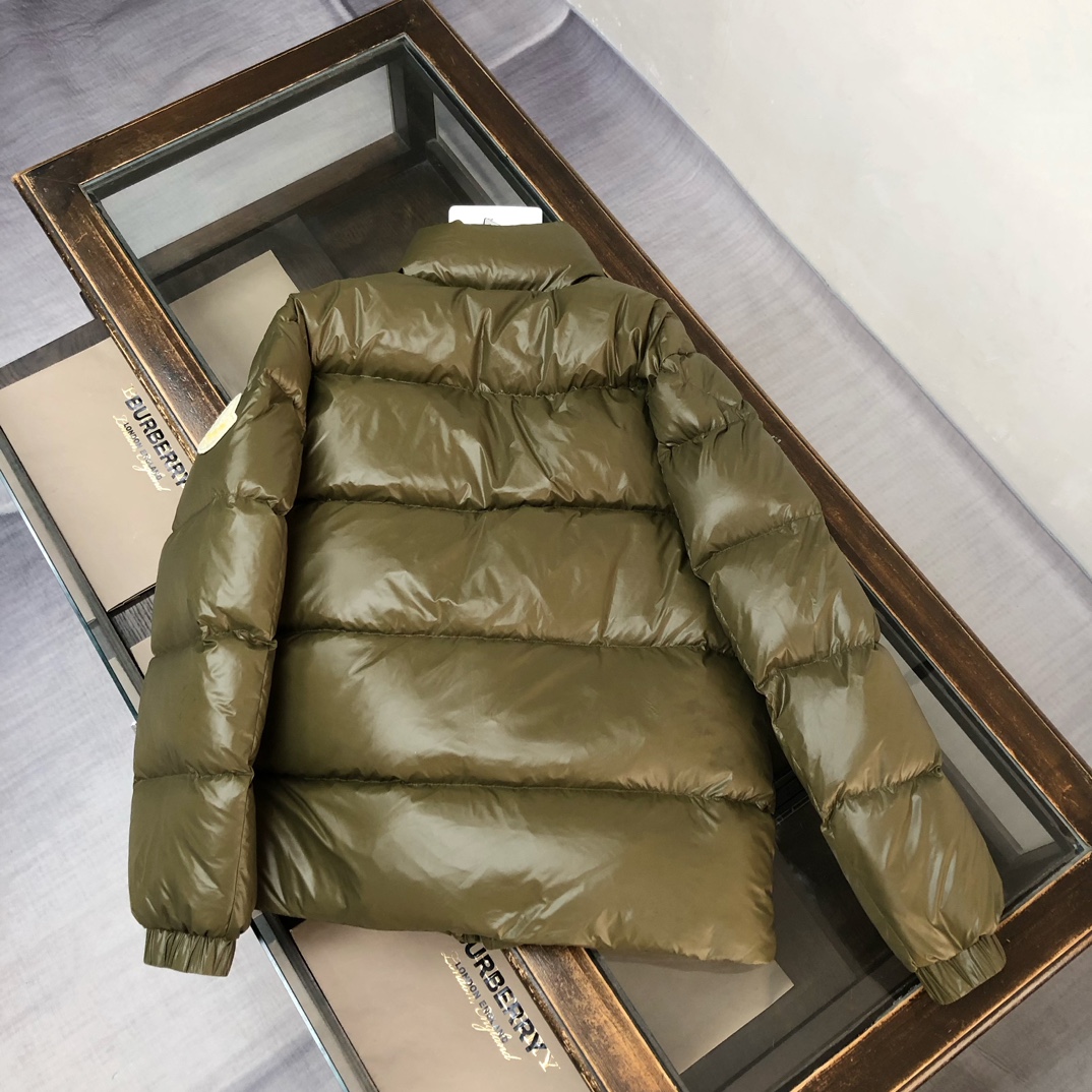 Moncler Tripiti Padded Jacket - Functional Nylon, Warm and Comfortable 10 i1759064042 1447 2