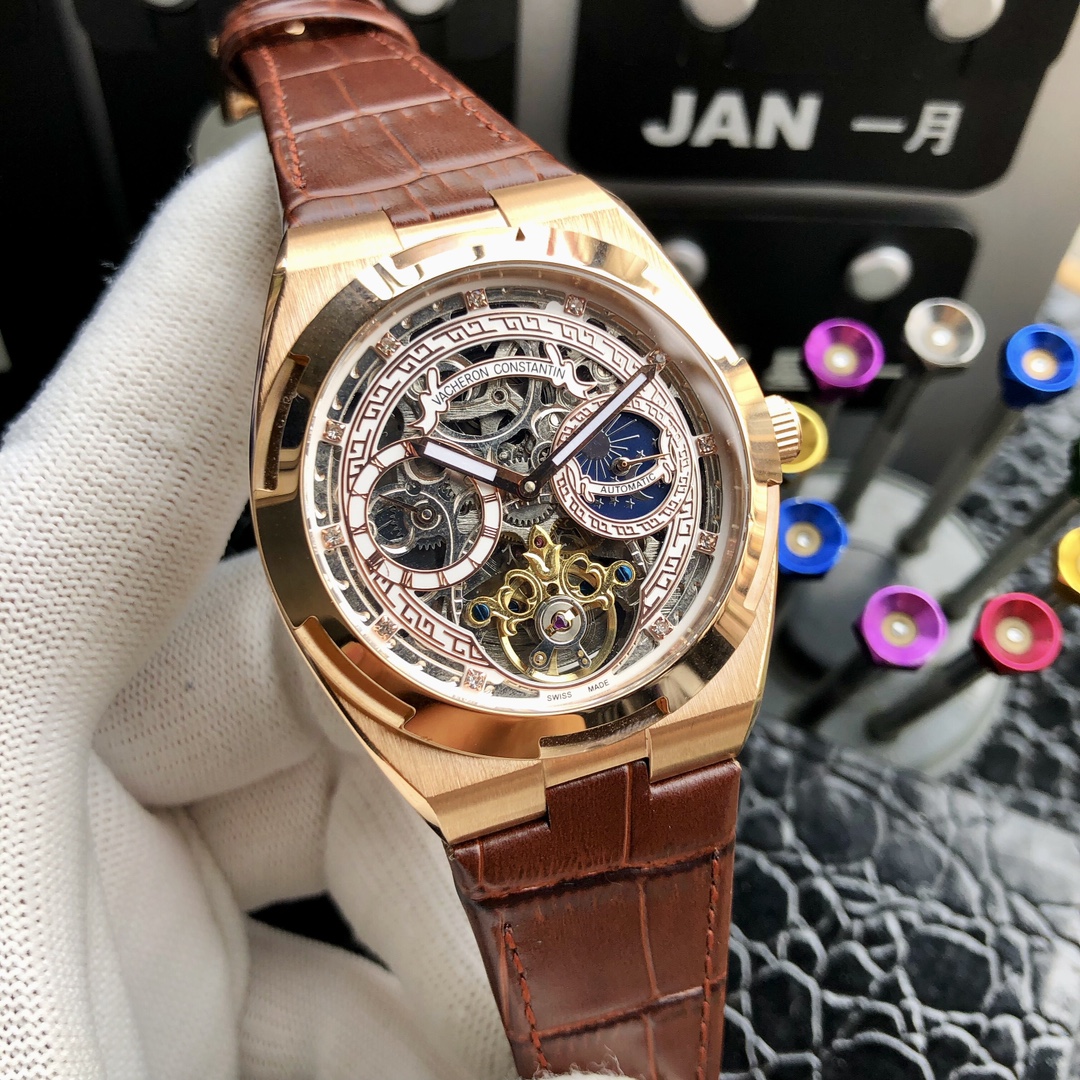 统一价：390💰
品牌：江诗丹顿----贵高端男表 ！奢华大气类型，精品顶级男士腕表，顶级镂空机械机芯 (稳定）顶级316精钢（耐用）矿物质超强镜面玻璃 （高清，耐磨）立体感强 独特设计6位大飞轮，真牛皮表带 走时精准，质量保证，直径43mm 厚度12mm！新款上架，欢迎载图[玫瑰][玫瑰]