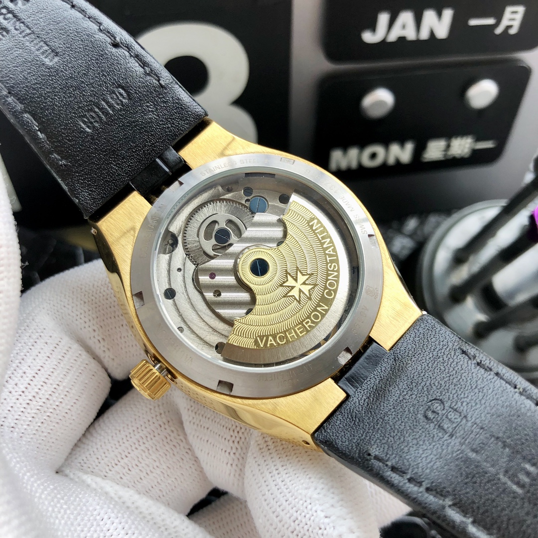 统一价：390💰
品牌：江诗丹顿----贵高端男表 ！奢华大气类型，精品顶级男士腕表，顶级镂空机械机芯 (稳定）顶级316精钢（耐用）矿物质超强镜面玻璃 （高清，耐磨）立体感强 独特设计6位大飞轮，真牛皮表带 走时精准，质量保证，直径43mm 厚度12mm！新款上架，欢迎载图[玫瑰][玫瑰]