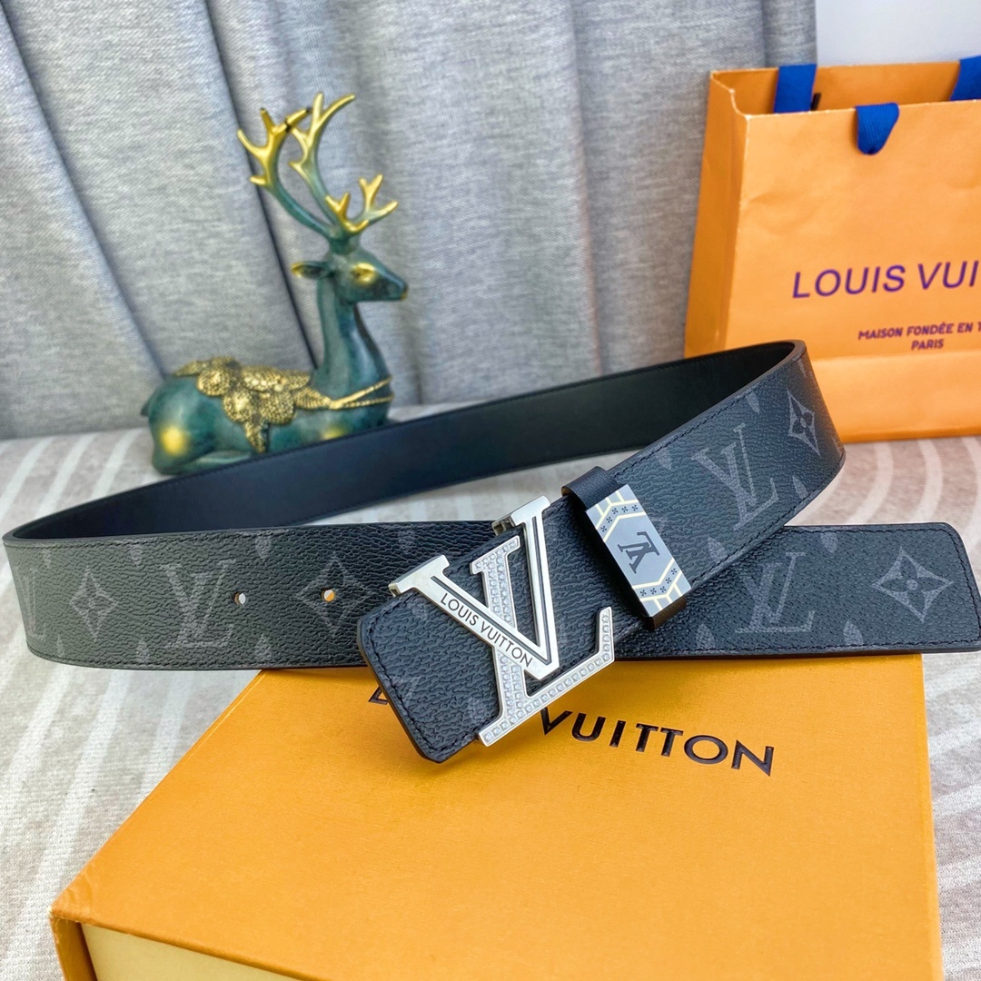 LV💕 特种皮腰带系列 ,原厂五金精品不锈钢钻💎扣,手感柔软舒适 宽3.8CM。