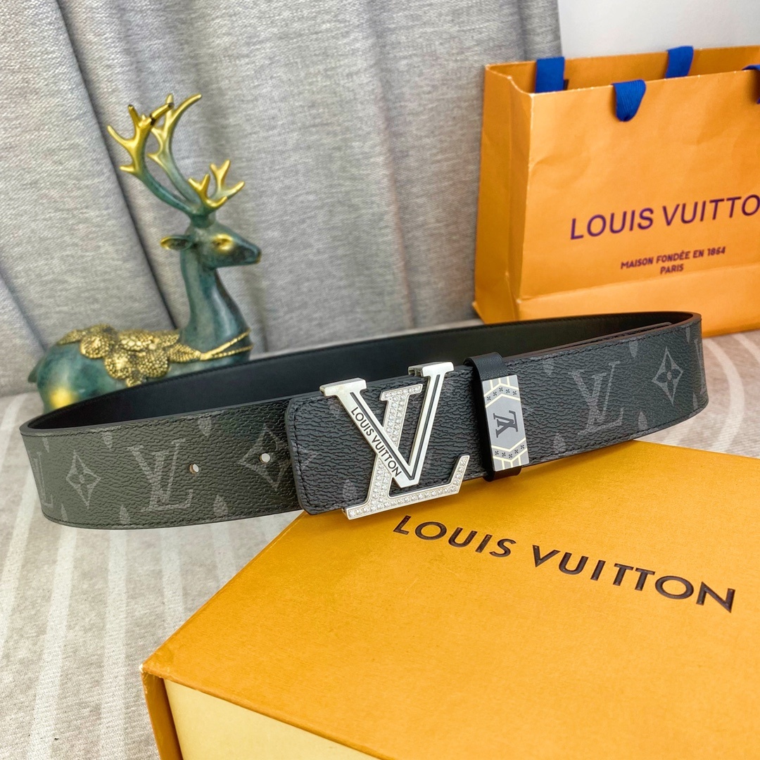 LV💕 特种皮腰带系列 ,原厂五金精品不锈钢钻💎扣,手感柔软舒适 宽3.8CM。