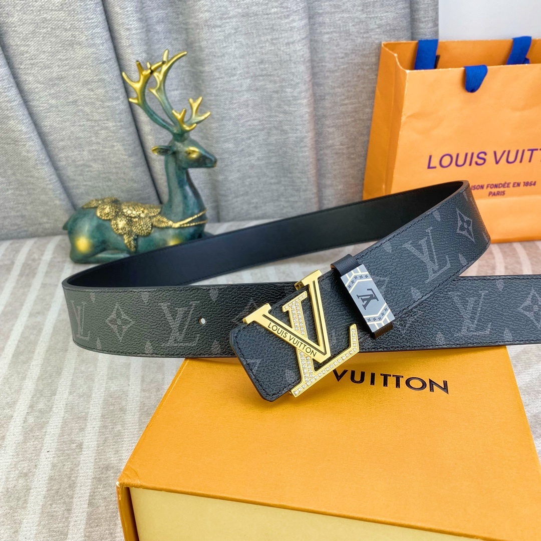 LV💕 特种皮腰带系列 ,原厂五金精品不锈钢钻💎扣,手感柔软舒适 宽3.8CM。