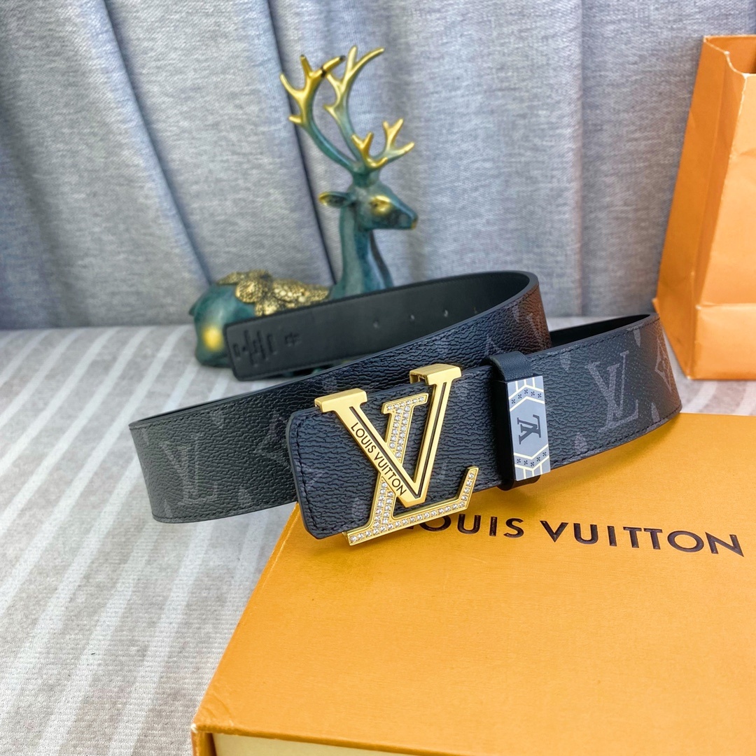 LV💕 特种皮腰带系列 ,原厂五金精品不锈钢钻💎扣,手感柔软舒适 宽3.8CM。