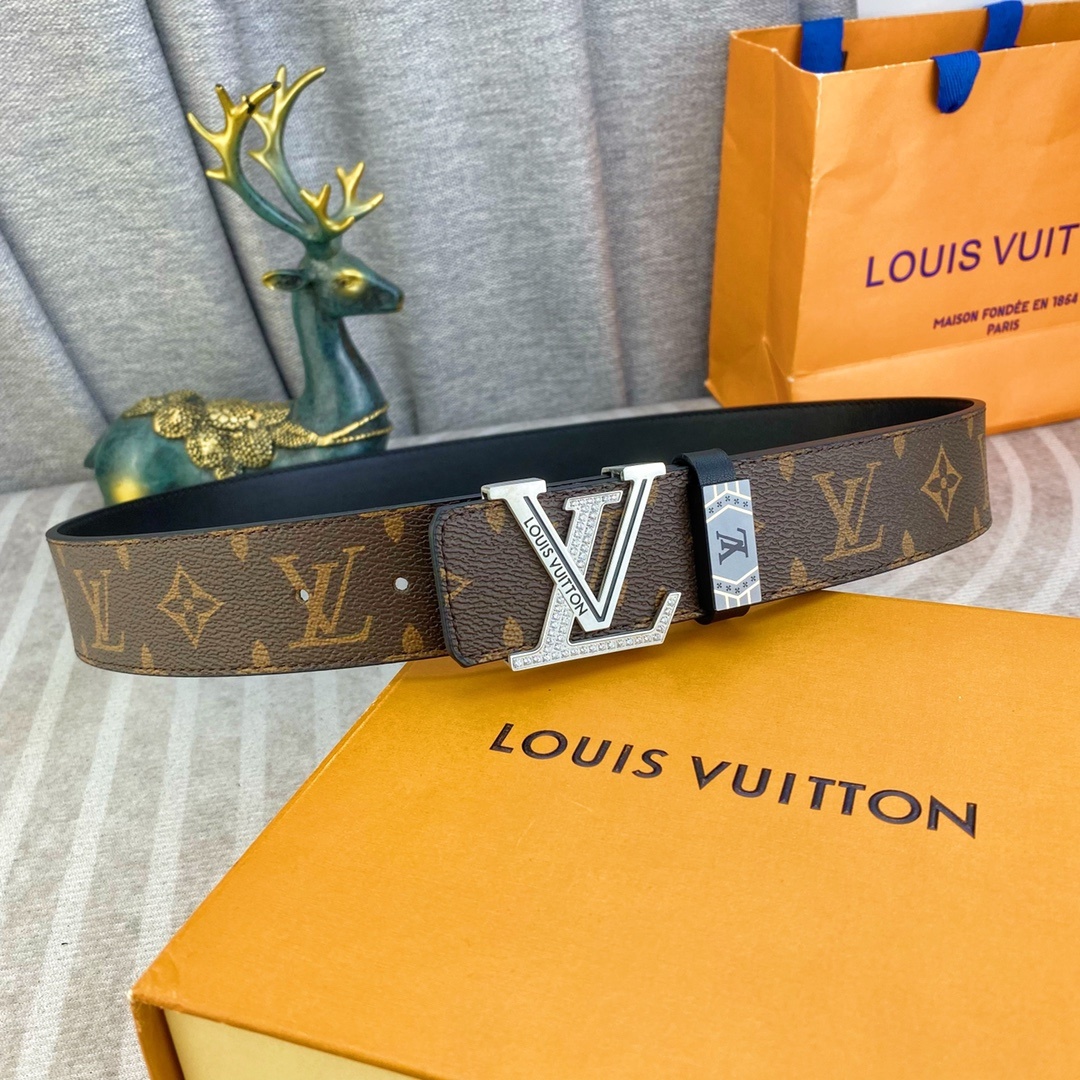 LV💕 特种皮腰带系列 ,原厂五金精品不锈钢钻💎扣,手感柔软舒适 宽3.8CM。