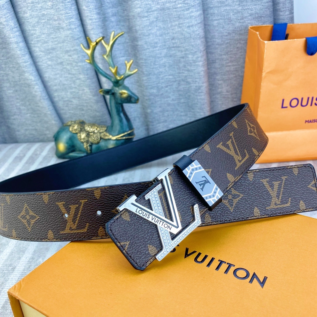 LV💕 特种皮腰带系列 ,原厂五金精品不锈钢钻💎扣,手感柔软舒适 宽3.8CM。