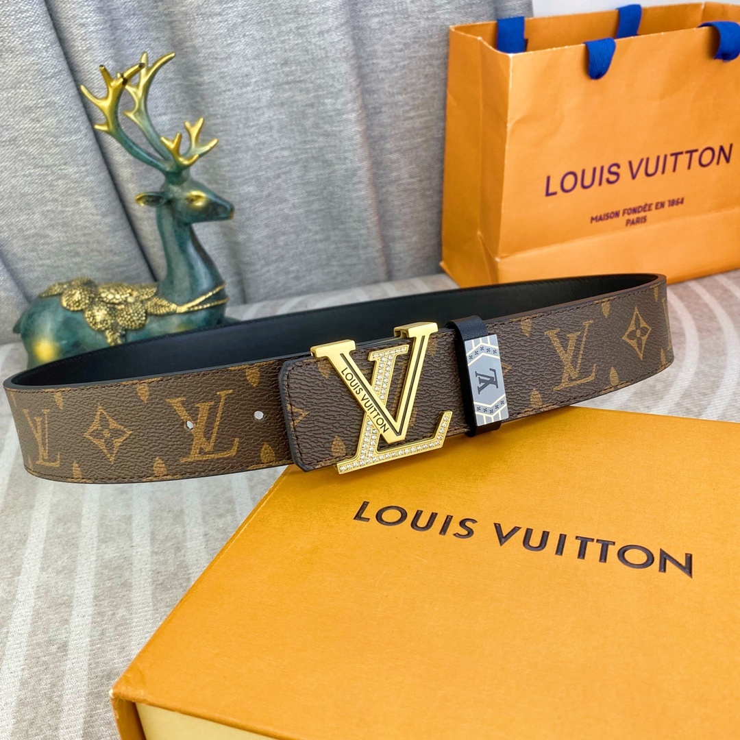 LV💕 特种皮腰带系列 ,原厂五金精品不锈钢钻💎扣,手感柔软舒适 宽3.8CM。