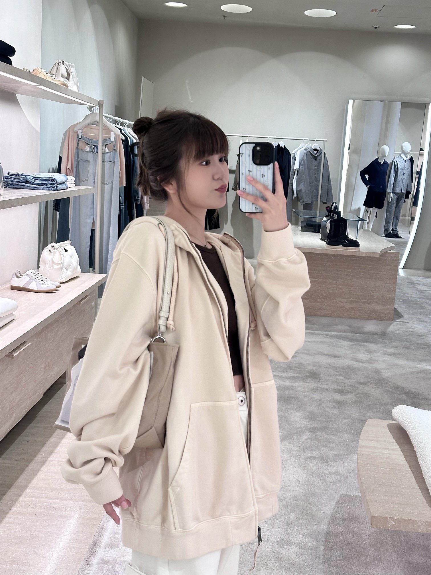 NO:570037,【Female model picture】,,alexander wang19860909【 女模特图】,,alexander wang,Men's clothing