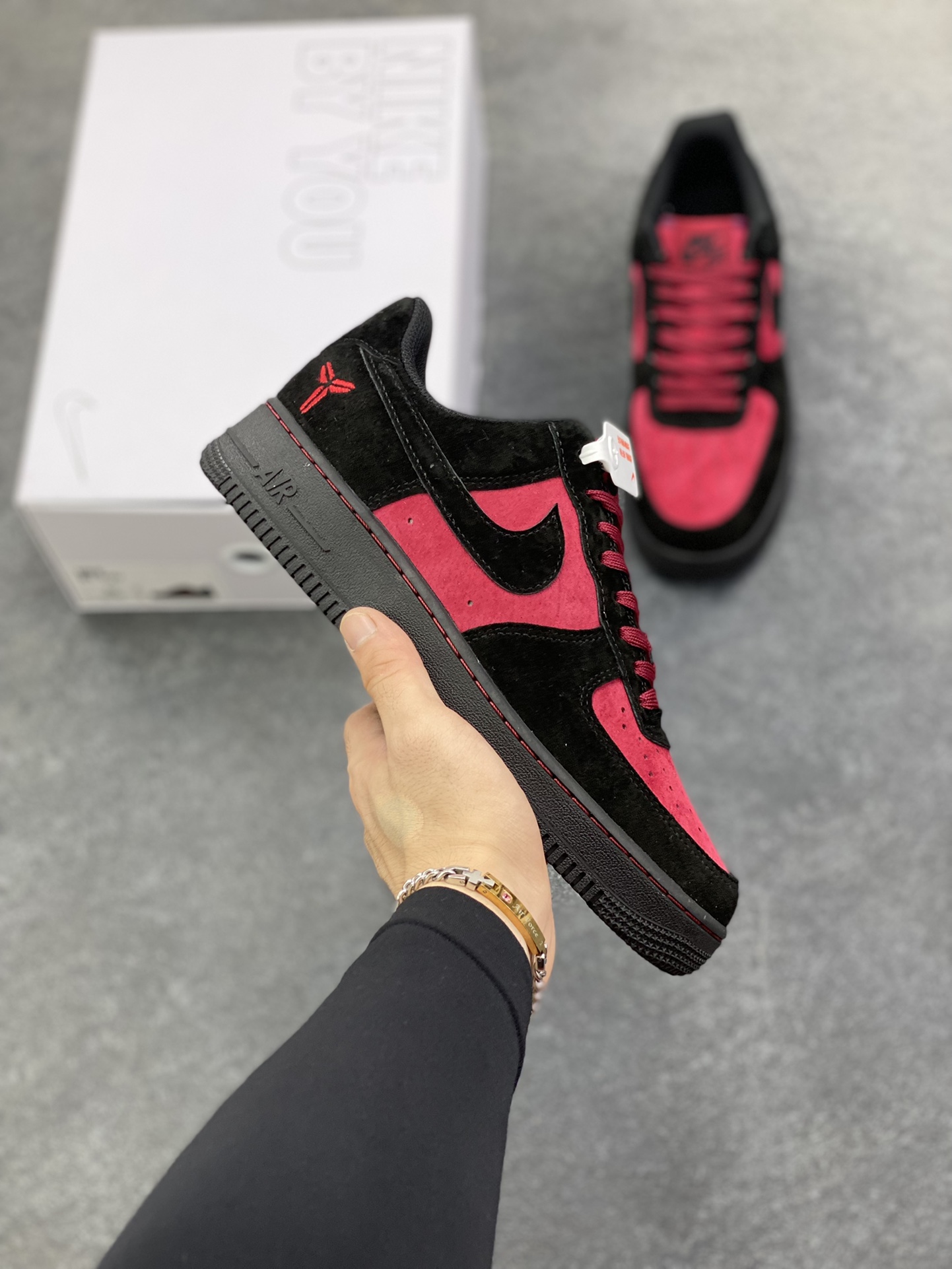 NK Air Force 1‘07 Low 定制款抽屉盒 空军一号低帮休闲板鞋 定制皮料 原楦原纸板 纯正版型 高清洁度 内置全掌气垫 货号:CW2288-111 尺码:36 36.5 37.5 38 38.5 39 40 40.5 41 42 42.5 43 44 44.5 45-选品中心