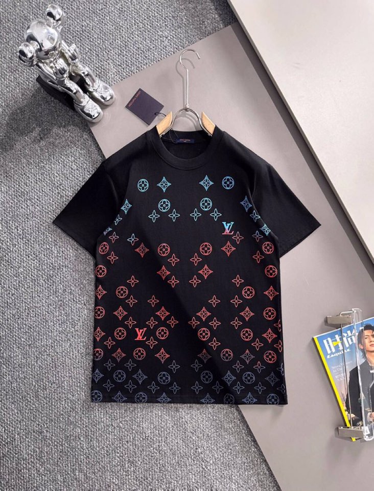 Louis Vuitton 路易威登 LV 驴牌 2025春夏新品短袖圆领T恤，原版印花刺绣字母Logo