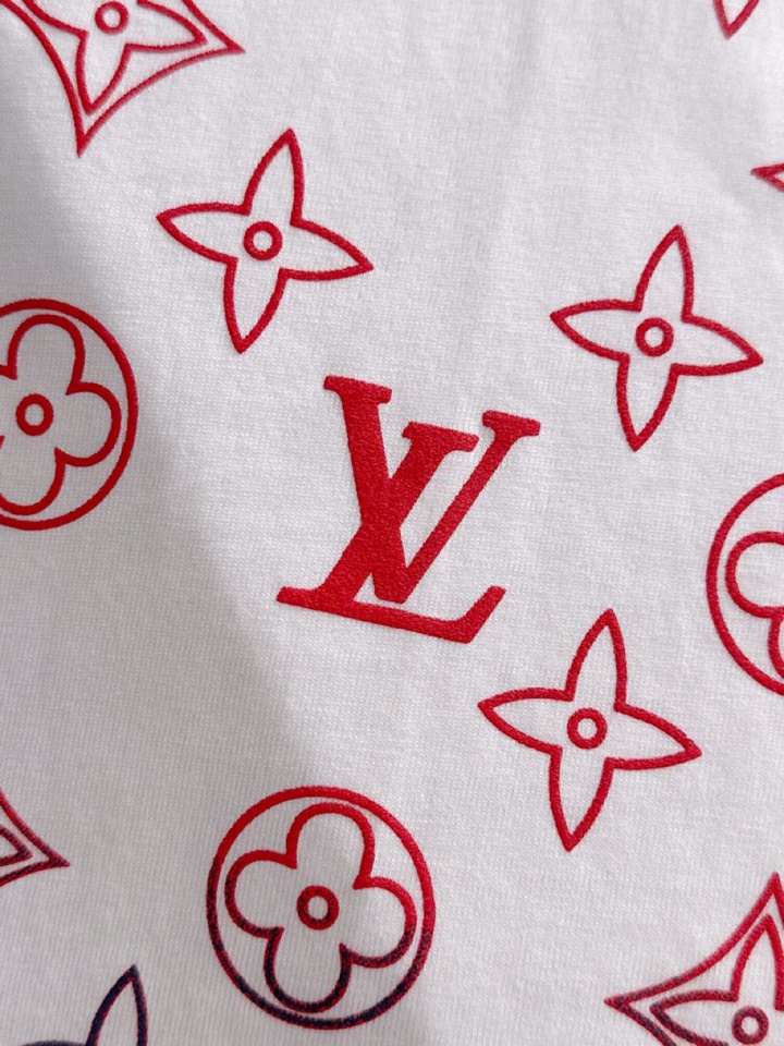 Louis Vuitton 路易威登 LV 驴牌 2025春夏新品短袖圆领T恤，原版印花刺绣字母Logo