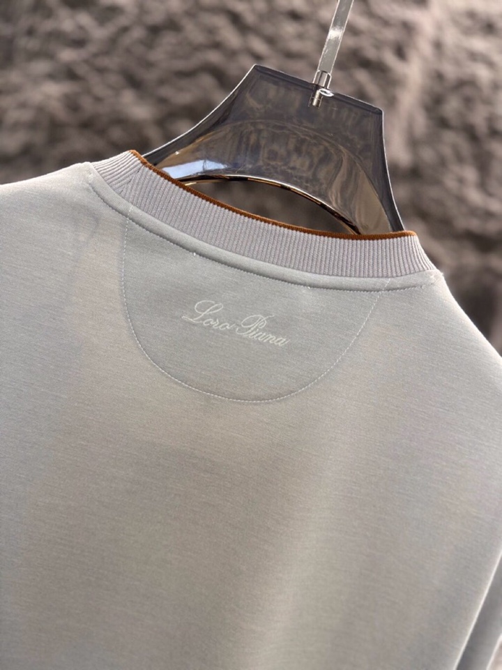 Loro Piana 诺悠翩雅 2025ss 秋冬新品男士羊毛长袖T恤针织圆领衫，高奢内敛低调，轻松驾驭